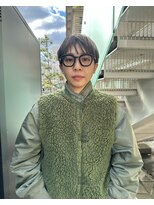 ムジーク(Musiiik)&nbsp;軽めのマッシュショートとグレーピンク