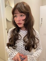 顔まわりカットレイヤーカットオリーブベージュ透明感カラー
