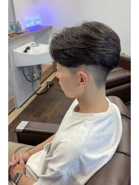 バタクラン(BATACLAN) センターパート/メンズカット/シェービング/バーバー/理容/眉毛