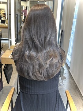 ウェイズトウキョウ 新宿店(Ways TOKYO) ニュアンスレイヤー×褒められ率100%な“シアングレージュカラー