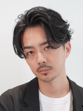 フィフス(fifth) 原宿毛流れセンターパートニュアンスパーマビジネスショートヘア