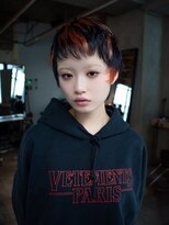 ギークス(GEEKS) 【GEEKS渋谷】バズカット/デザインカラー/レイヤーショート/小顔