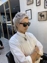 メンズ ラピス 横浜店(Men’sLapis)&nbsp;外国人風ホワイトシルバー