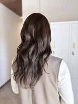 スリー バイ ザサロンフジサワ(THREE by the salon fujisawa)&nbsp;暗めアッシュブラウン×ロング