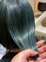 ムーム(Momb) ダークグリーン×ブリーチカラー【折戸限定】