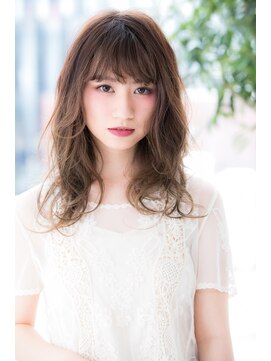 ステア ケース(stair case) 【大人女子向け】外国人風レイヤーウェーブ