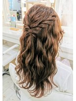 ヘアメイクアンドフォトスタジオ ベストシーン 有楽町 東京交通会館 ハーフアップ