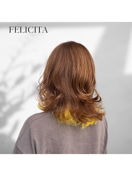 フェリシータ リコルソ(FELICITA RicorsO) 【FELICITA】インナーカラー高発色イエロー×外はね