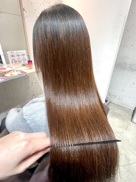 アルジャーノン グリーン(ALGERNON GREEN) 美髪矯正　地毛風縮毛矯正　10代　20代　30代