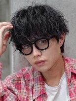 ライラ(Lyla)&nbsp;無造作でラフにキマるツイストスパイラル