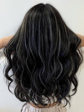 シャルムバイケンジ(Charm.by KENJE) レイヤーカット細めハイライト白髪ぼかし海外レイヤー東京銀座