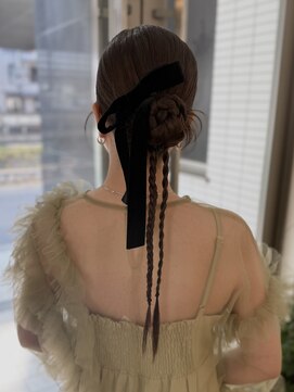 アヴェイル ヒロオ(a'vail Hiroo) 結婚式お呼ばれ二次会ヘア今時のカチモリヘアアレンジ