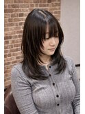小顔見えする顔周りレイヤー