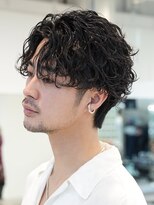フィフス 大分(fifth)&nbsp;大分シャドウパーマメンズカットラウンドマッシュセンターパート
