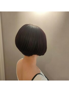 アンドワン 自由が丘(&ONE) 前下がりボブ