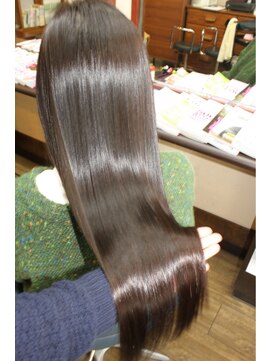 ケルア(KELUA) 【KELUA】暗髪艶髪ロングストレート