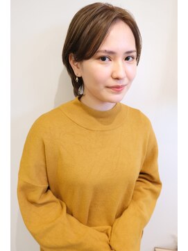 ヘアーアイスカルテット(HAIR ICI QUARTET) ウルフ　×  ベージュ　×  伸ばし中