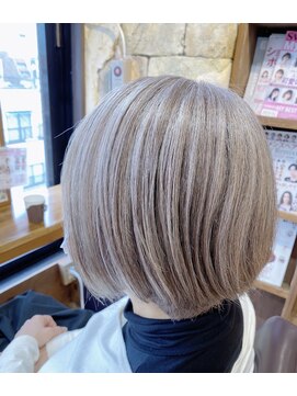 グランアージュ 錦糸町(grandage) 白髪ぼかしハイライト☆ボブ【グランアージュ錦糸町北口店】