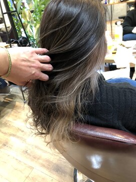 ロダット 横浜(LODAT by little) インナーカラー×フォギーベージュ【LODAT横浜】