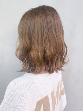 アイティーバイアルバム 松戸店(IT by ALBUM) ベージュ_カーキグレージュマッシュショート_ba322181