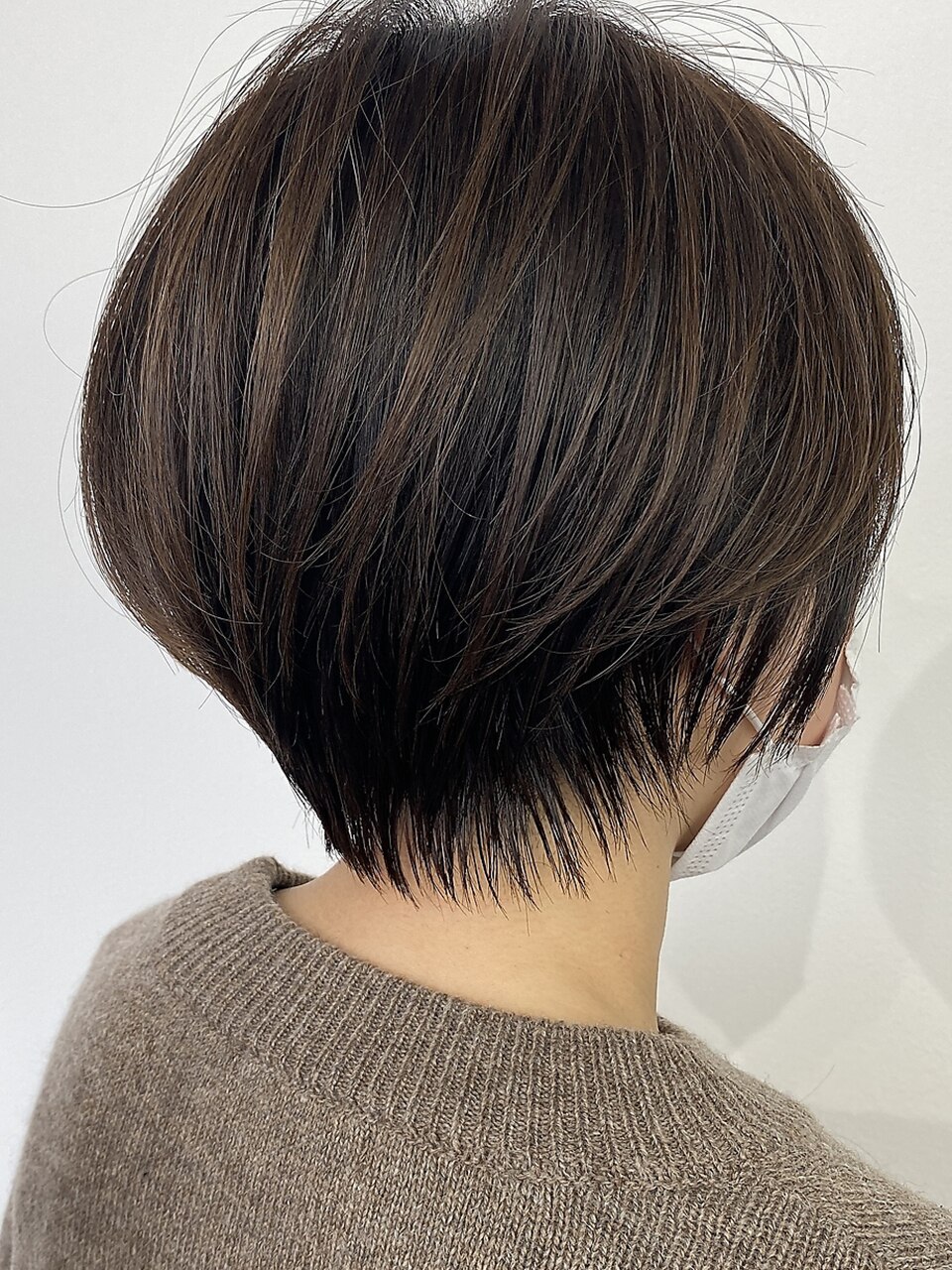 20代30代大人可愛い小顔ショートボブ前下がりショート