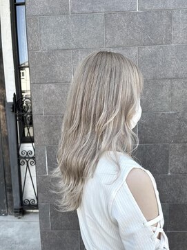 アイズニューヨークプレミアムトヤマ(I's New York PREMIUM TOYAMA) ホワイトベージュ