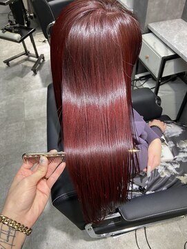 ジーナ サンシャイン通り池袋(Zina) 艶髪　赤髪　レッドブラウン　ピンク【Zina タナカ ユウタ】