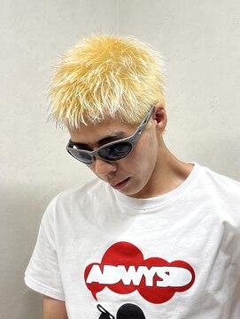 リア(Lia by KENJE) 抜きっぱなしブロンド×スパイキーショート!