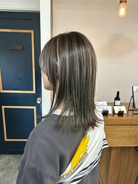 レジーロ (Regilo) ケアブリーチハイライト&髪質改善カラーブルージュ&大人姫カット