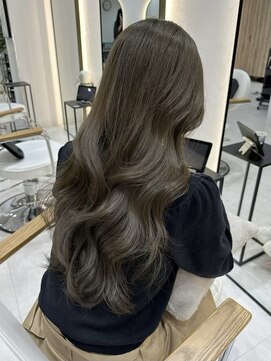 ReFa認定プレミアムサロン 全席個室美容室 Zina ガーデンズ千早【6/27OPEN(予定)】 透明感オリーブグレージュ 千早 美容室