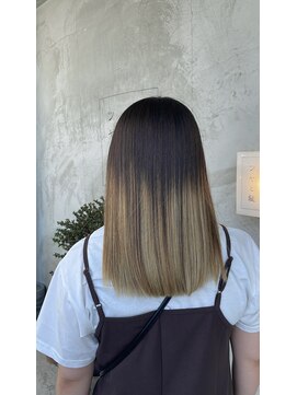 ツヤと髪 クリム(crim) 髪質改善ヘアエステ　ミディアム　30代、４０代、２０代