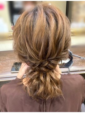 セットサロンエース(Set salon Ace) ボブヘア　ローポニーアレンジ