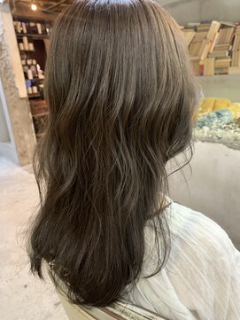 ロイジー(roijir) 【roijir 表参道】柔らかいカラー×オリーブグレージュ