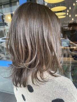 バジオットエイチ(BUZZIoT h) 【脱白髪染めハイライト】白髪率40% モノトーンブラウン