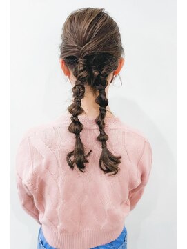 イーズ 鎌倉(e's) 《e's イーズ鎌倉》大人のヘアアレンジ*ニューツインアレンジ