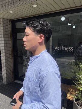 ウェルネス(Wellness) スパイラルツーブロックマッシュアップバングコンマヘア55