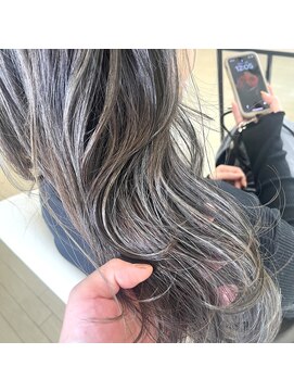 サンクレポ 髪質改善ダークグレージュハイライト