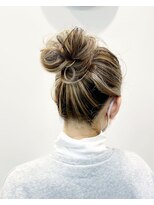 ピープスアンドスー 表参道 渋谷(Peeps&Suu.) ハイライトケアブリーチグラデーションバレイヤージュ