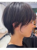 くびレイヤーエモージュ前髪パーマグレーベージュレイヤーボブ