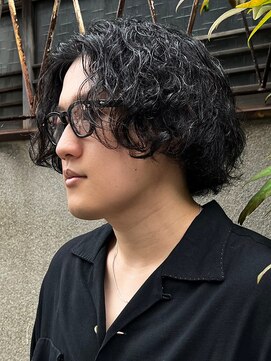 エルマーク 枚方(L-MARK) センターパート波巻きパーマスパイラルパーマツイストスパイラル