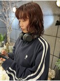 【大宅種乃】パーマスタイルにもあうレッドカラー