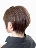 耳掛け丸みショート　30代40代５０代60代　ハンサムショート