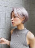 前髪小顔ハイトーンカラー大人ショートボブヘア20代30代40代