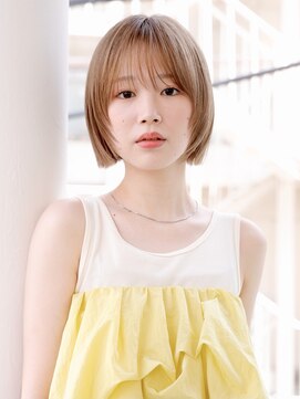 エムスラッシュ アヴェダ 自由が丘(M.SLASH AVEDA) 切りっぱなし/透けバング/パールベージュ/ミニボブ/自由が丘