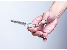 ≪次世代シザーコームTOKIKATA≫髪を１本も切らず、薬剤も使わずに髪を整える＊髪質改善