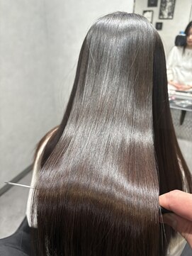 アクロマティック(Achromatic) ハイクオリティ髪質改善縮毛矯正