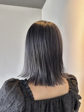 セロ 東辻井店(SERO) 【セロ東辻井】シルバーグレー/切りっぱなしボブ/ケアブリーチ