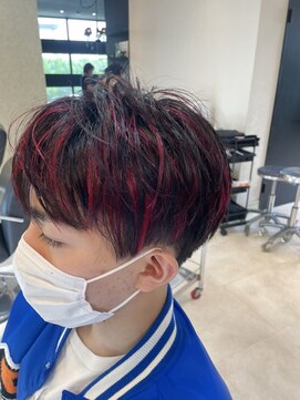 ドゥーク(dowku) ナチュラル束感ショート爽やかツーブロックレッドメッシュ