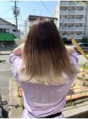 外国人風グラデーショングレージュ外ハネカット