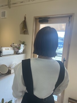 ミルバイラトット(MiL by Latot) 新色♪イルミナカラーマリーン　　◎